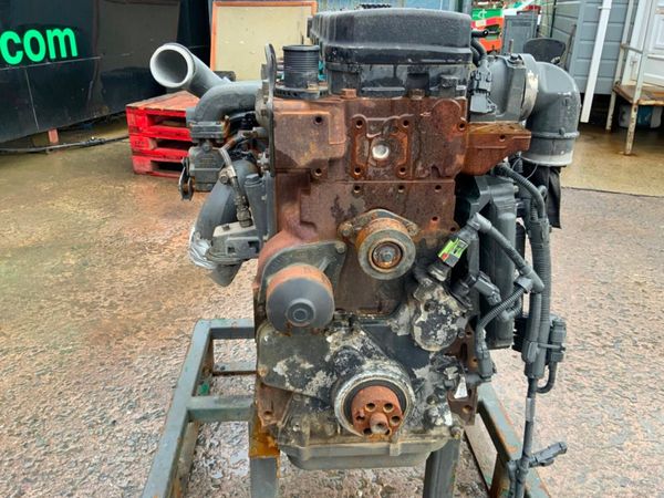 6 cyl  CUMMINS ENGINE QSB6.7.....SPARES.....28f. 381323833