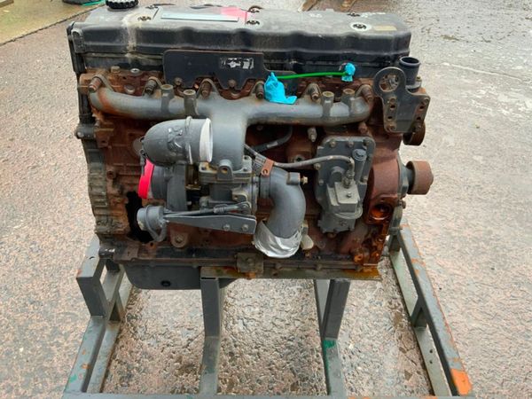 6 cyl  CUMMINS ENGINE QSB6.7.....SPARES.....28f. 381323834