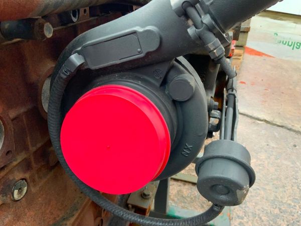 6 cyl  CUMMINS ENGINE QSB6.7.....SPARES.....28f. 381323835