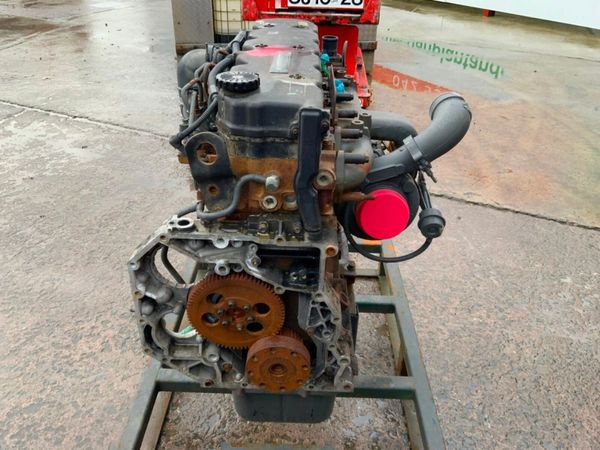6 cyl  CUMMINS ENGINE QSB6.7.....SPARES.....28f. 381323836