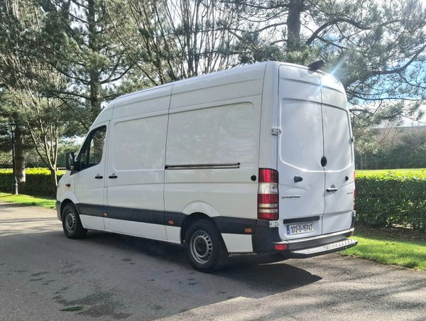 Mercedes Sprinter 2017 Automatic Fridge van 381440505