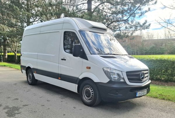 Mercedes Sprinter 2017 Automatic Fridge van 381440625