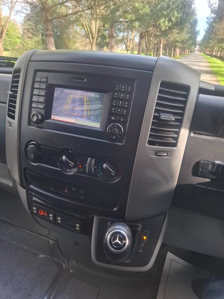 Mercedes Sprinter 2017 Automatic Fridge van 381440708