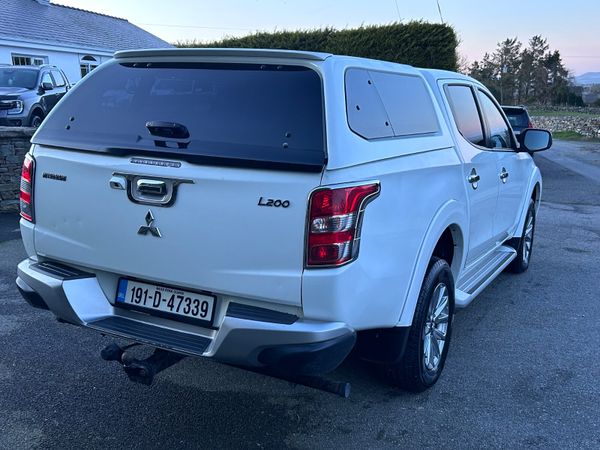 2019 Mitsubishi L200 Barbarian 381489744