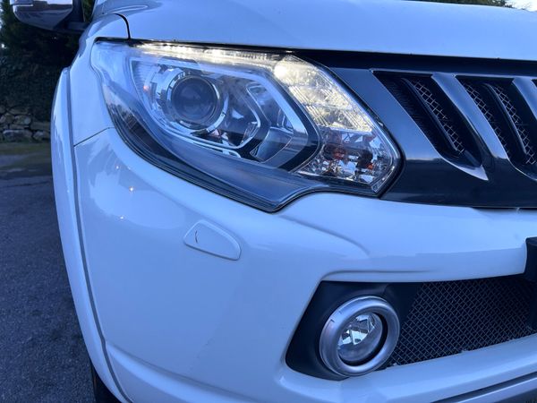 2019 Mitsubishi L200 Barbarian 381489758