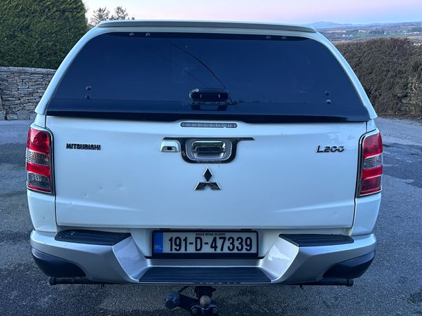 2019 Mitsubishi L200 Barbarian 381489760
