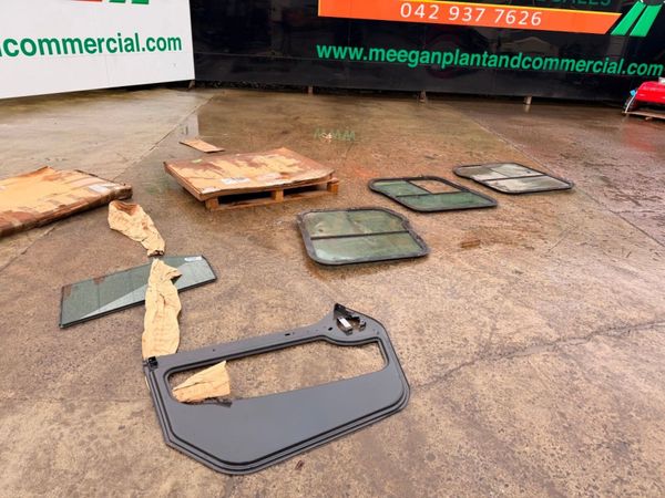 NEW Bobcat door + windows 381491057