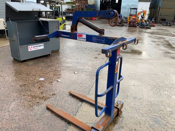 EICHINGER HIAB PALLET FORKS.........1361t. 381407262