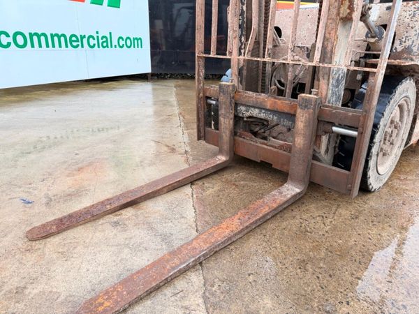 2019 DOOSAN... 2.5 TON ... diesel forklift ..4,283 381407408