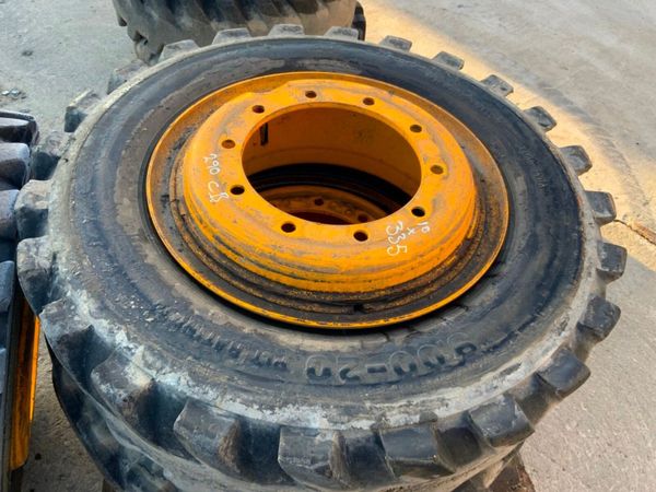 9.0 x 20r WHEELED EXCAVATOR RIMS / TYRES. 381409756