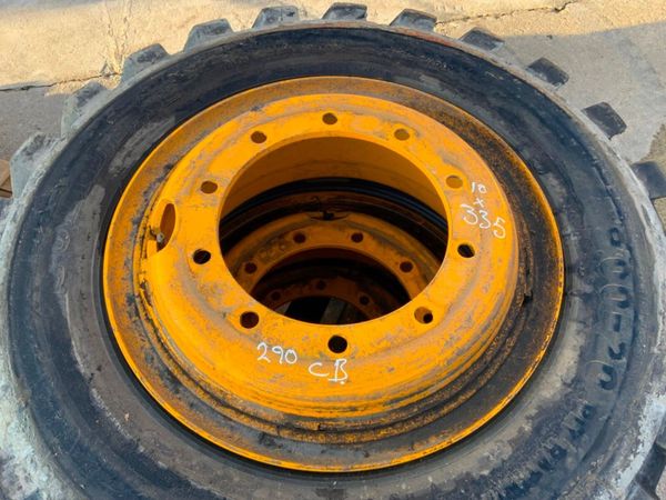 9.0 x 20r WHEELED EXCAVATOR RIMS / TYRES. 381409758