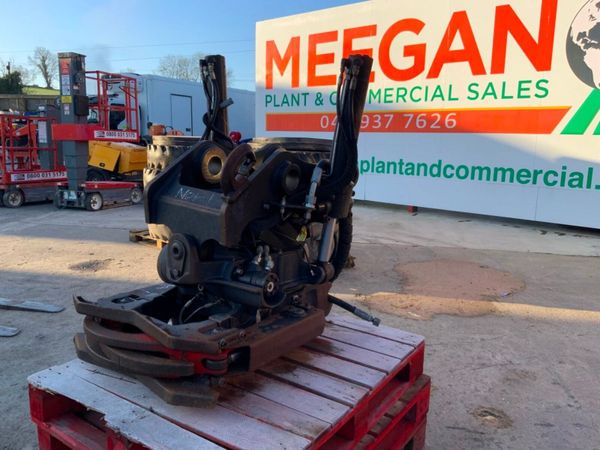 CAT TRS 18   TILT / ROTATOR QUICK HITCH.....1482t. 381438647