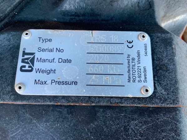 CAT TRS 18   TILT / ROTATOR QUICK HITCH.....1482t. 381438652