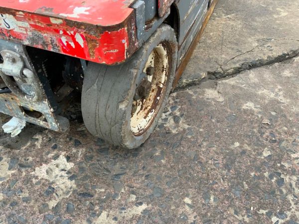 2014 SKYJACK SJ16 ACCESS LIFT PLATFORM......589 381544013