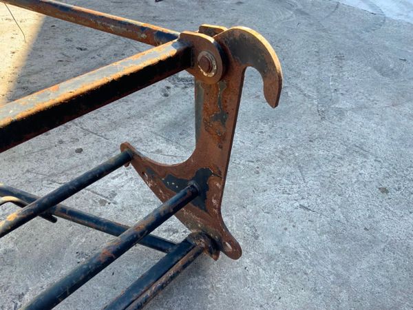 JCB TELEPORTER EXTENDING TRUSS JIB........8027. 381544029