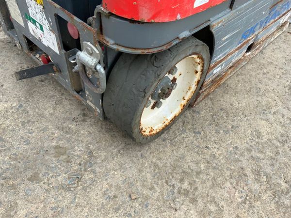 2015 SKYJACK SJ16  ACCESS PLATFORM.......REPAIR. 381544180