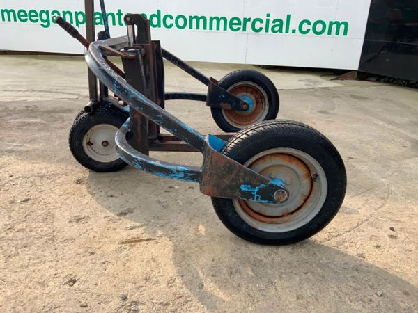 ROUGH TERRAIN PALLET TRUCK FORKS.....801v 381544199