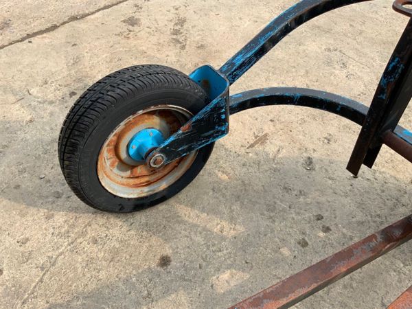 ROUGH TERRAIN PALLET TRUCK FORKS.....801v 381544201