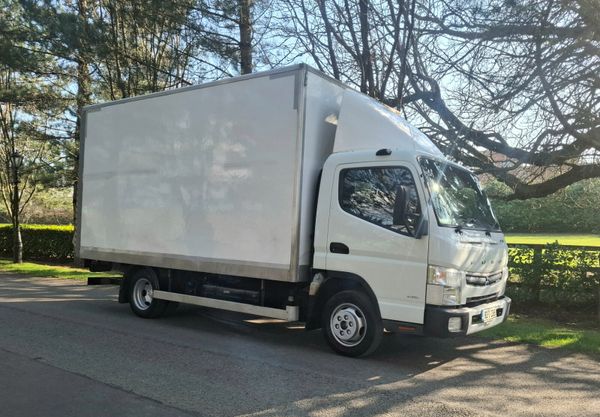 FUSO-THOMAS MCCLEAN FUSO 2018 BOXY BODY 381552147