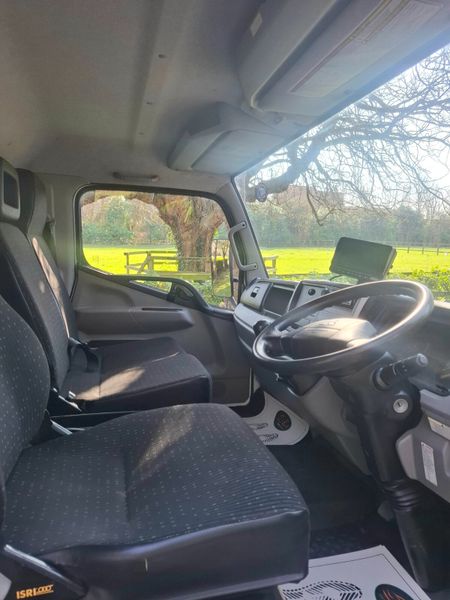 FUSO-THOMAS MCCLEAN FUSO 2018 BOXY BODY 381552568