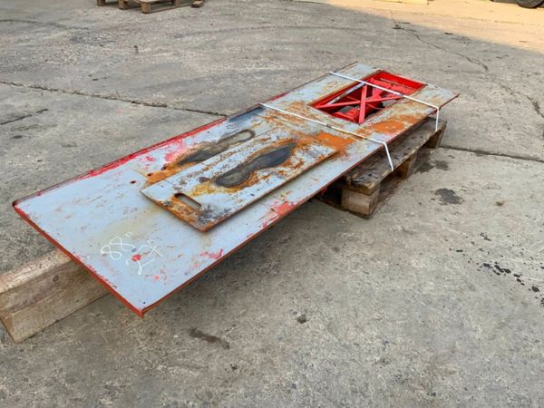 HYDRAULIC WORK PLATFORM / BIKE LIFT.......8827. 381561357