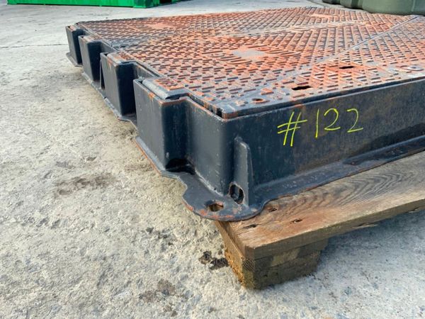 64" x 60" DUCTILE MANHOLE COVER.........122. 381561971