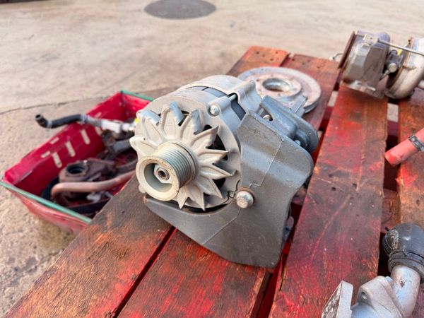 new genuine Deutz engine components .....172 381507674