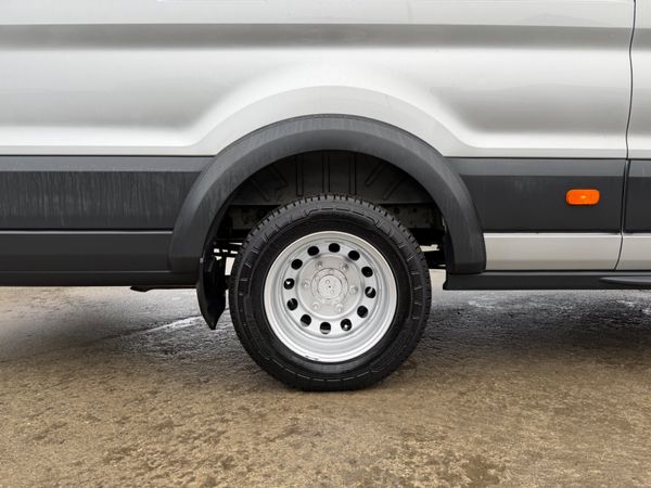 182 FORD TRANSIT 2.2 TREND- ONLY 26k MILES 381509344