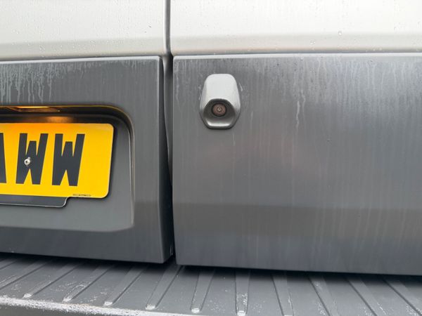 182 FORD TRANSIT 2.2 TREND- ONLY 26k MILES 381509348