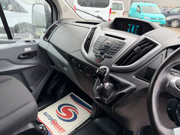 182 FORD TRANSIT 2.2 TREND- ONLY 26k MILES 381509367