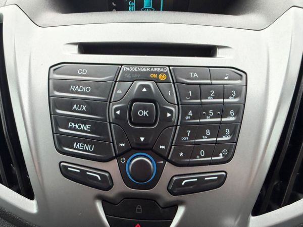 182 FORD TRANSIT 2.2 TREND- ONLY 26k MILES 381509369