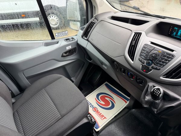 182 FORD TRANSIT 2.2 TREND- ONLY 26k MILES 381509379