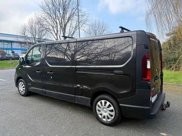 Nissan NV300 2017 TAX & TEST 381521922