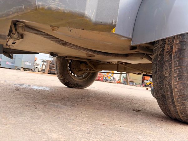 2021 ATLAS..175 CFM ... ROAD AIR COMPRESSOR ... 12 381641105