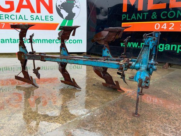 3 FURROW TSR-108 REVERSIBLE PLOUGH.......126 381654014