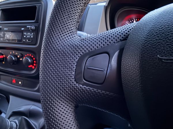 Renault Trafic Diesel SL27 DCI 95 Business 381679728