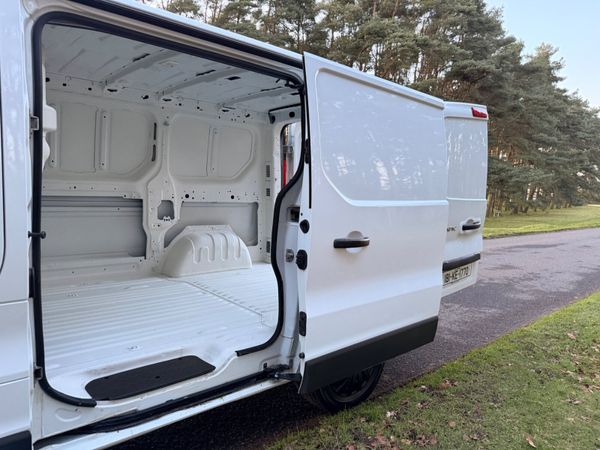 Renault Trafic Diesel SL27 DCI 95 Business 381679736