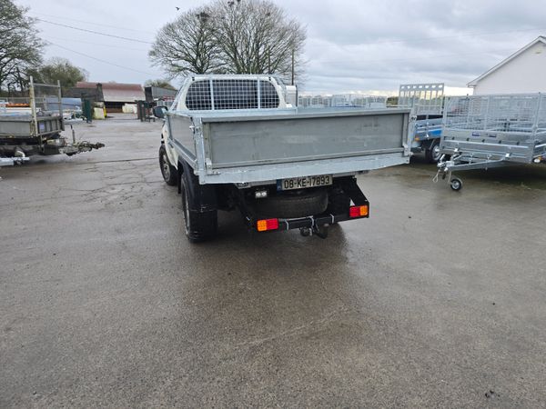 Hilux tipper body 381683507