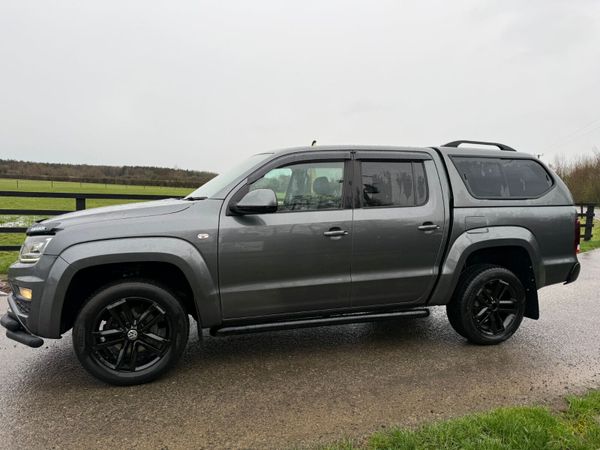 Deposit taken**172 Volkswagen Amarok Black Ed***** 381692318
