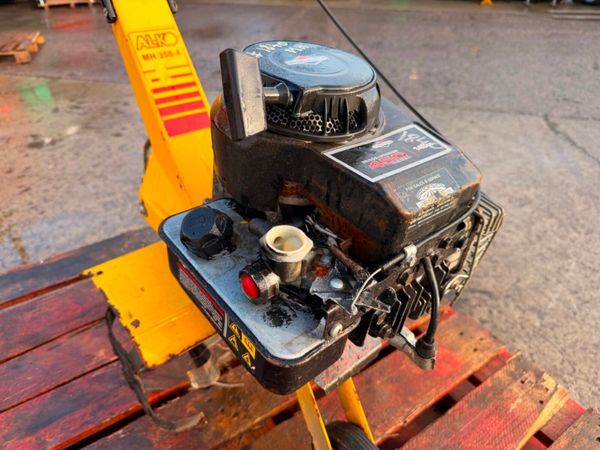 AL-KO MH350-4 Rotavator Briggs & Stratton Engine. 381609071