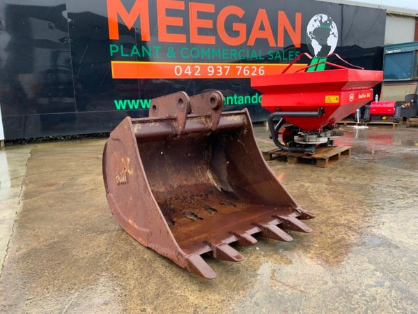 48" GEITH DIGGING BUCKET........65mm PINS.......87 381629981