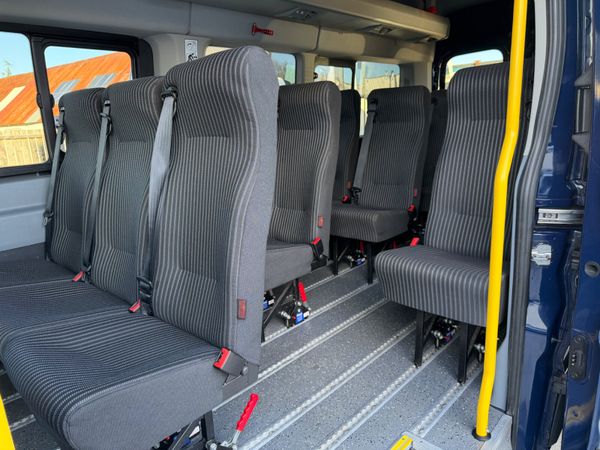 2017 TRANSIT - WHEEL CHAIR ACCESIBLE- LIFT- FLOOR 381757820