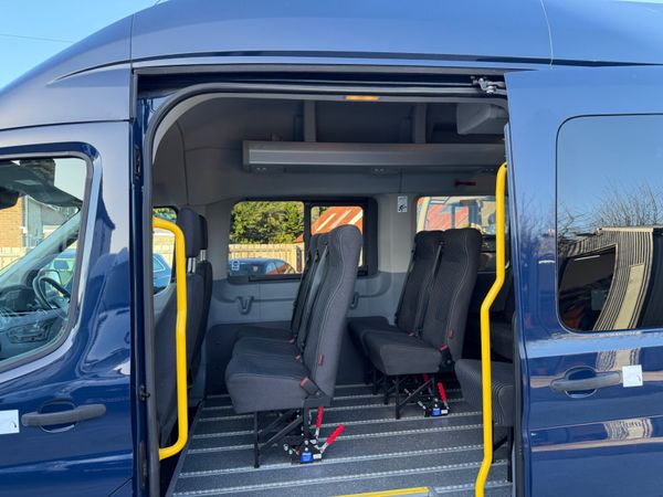 2017 TRANSIT - WHEEL CHAIR ACCESIBLE- LIFT- FLOOR 381757824