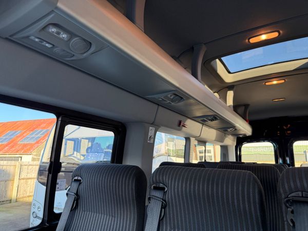 2017 TRANSIT - WHEEL CHAIR ACCESIBLE- LIFT- FLOOR 381757825