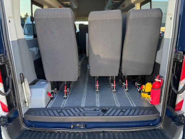 2017 TRANSIT - WHEEL CHAIR ACCESIBLE- LIFT- FLOOR 381757828