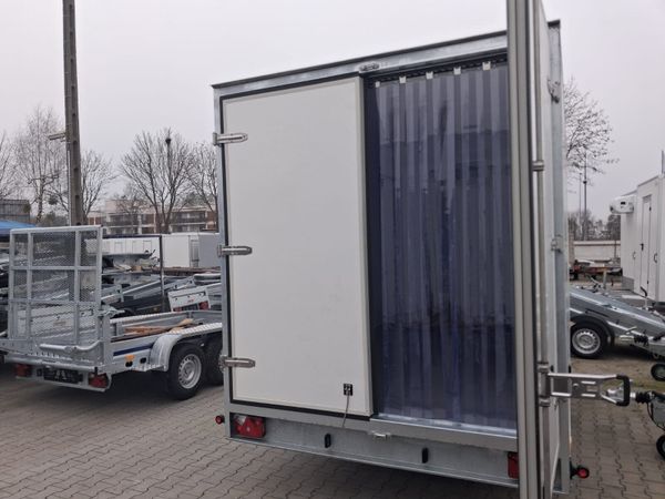Fridge Trailer 381786881