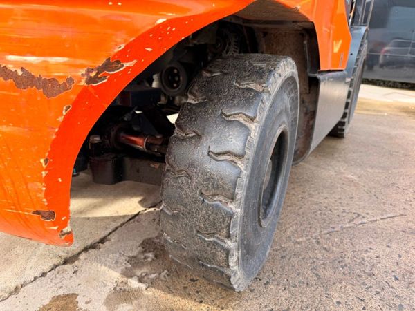 2014 DOOSAN 3.3 / 3 TON GAS FORKLIFT ....116P 381700941