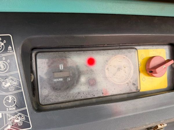 2021 ATLAS..175 CFM ... ROAD AIR COMPRESSOR ... 12 381701084