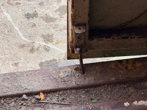 COSHH ...CHEMICAL CONTAINER 10 X 8 .....4799 381722295