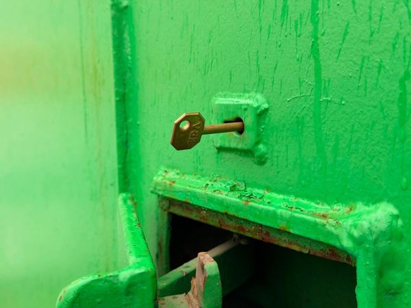 COSHH ...CHEMICAL CONTAINER 10 X 8 .....4845 381727617